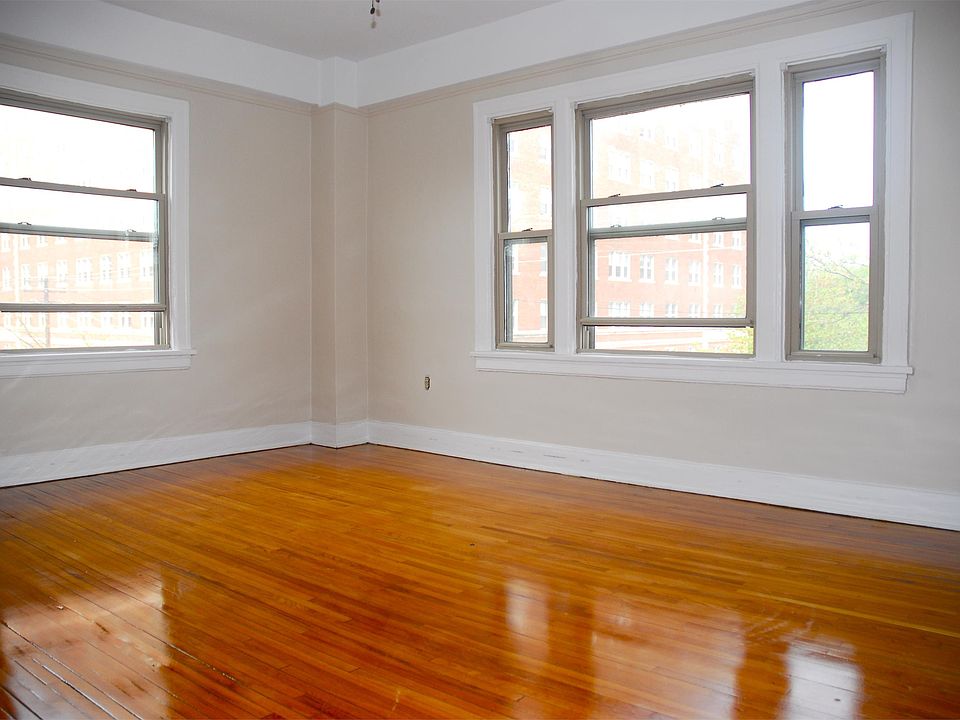 1st image of 1130 Parker St APT 311