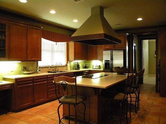 3rd image of 2280 Turningleaf Dr