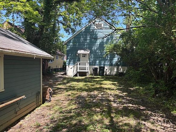 3rd image of 2845 Lawndale Ave