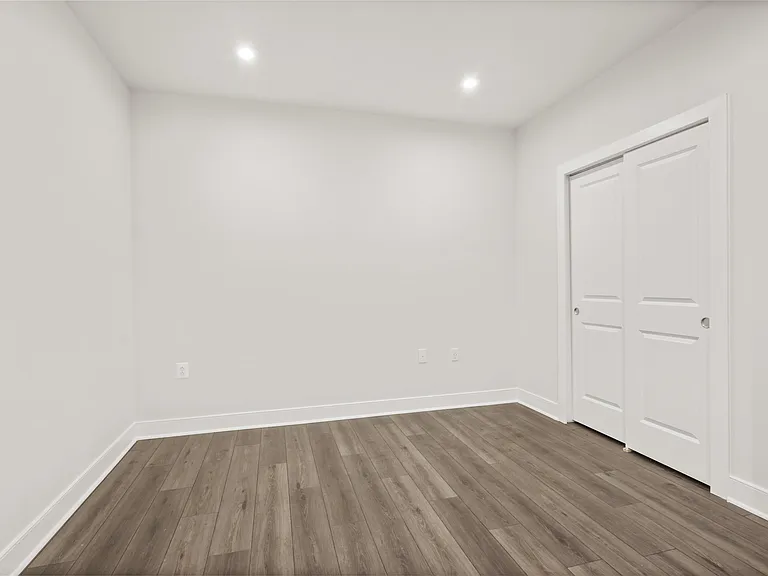 100 Saint Ives Pl #304 — Photo 14