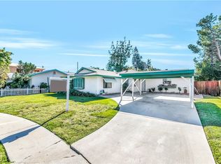 18814 Blythe St, Reseda, CA 91335