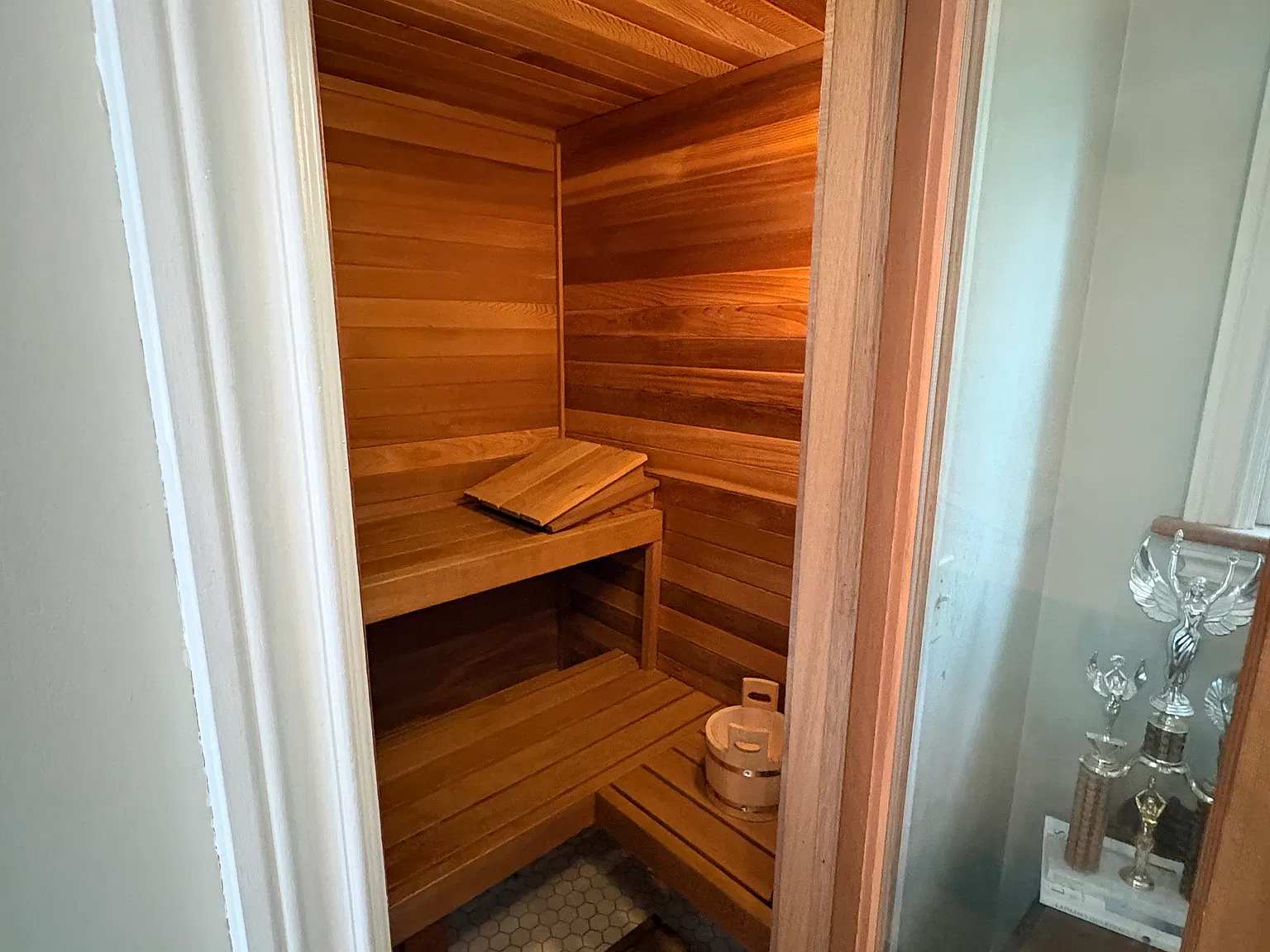 3 bed, 2480 sqft, $4,899 — Photo 3