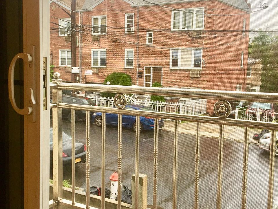 2nd image of 1016 E 82nd St #2