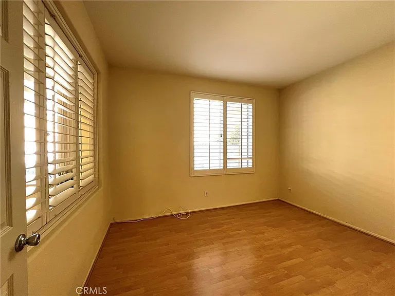 15201 Riviera Ln — Photo 12