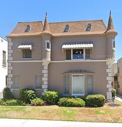 1st image of 456 N Curson Ave