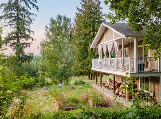 1121 Shuswap St SW, Salmon Arm, BC V1E1J3