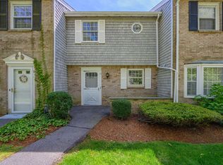 11 Captain Cook Ln UNIT 11, Centerville, MA 02632