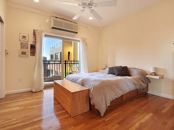 3rd image of 2233 Caton Ave APT 6C