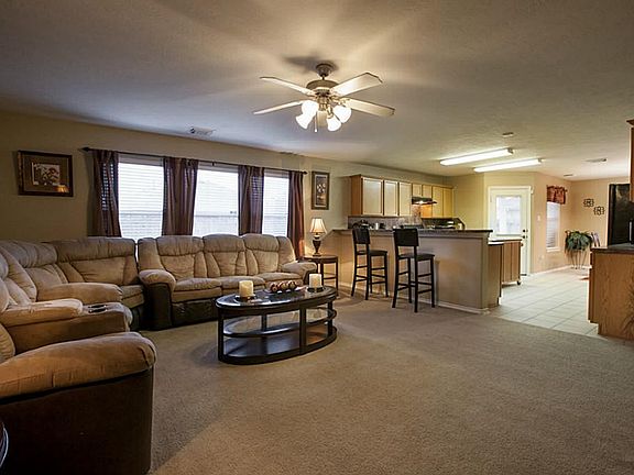 Large open floor plan with plenty of room for entertaining.