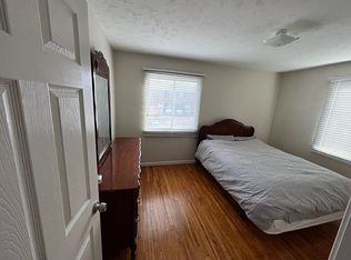 2508 S 3rd Plz, Omaha, NE 68108