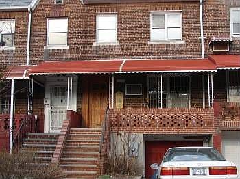 1st image of 4842 39th St
