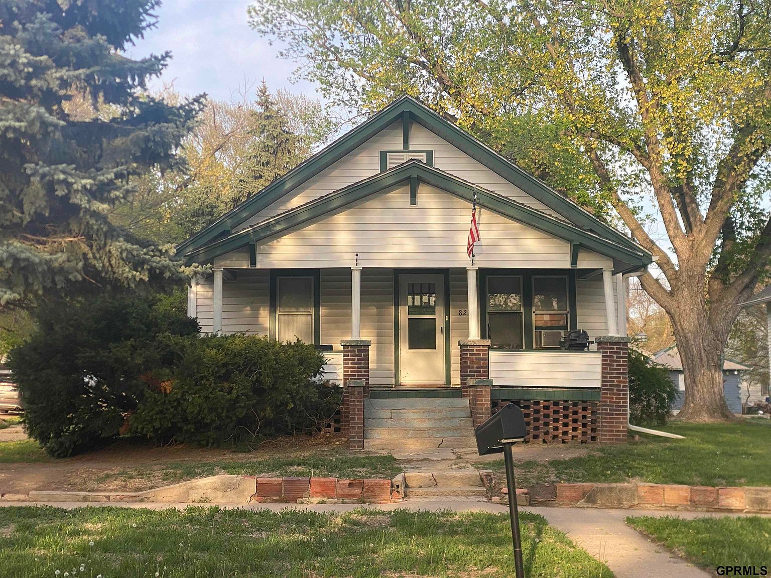 828 C St, Fairbury, NE 68352 MLS 22309293 Zillow