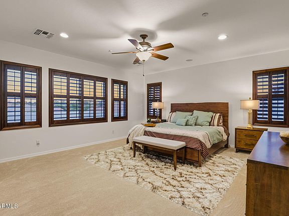 5th image of 4833 N BARRANCO Drive