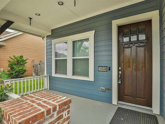 3rd image of 18506 Gunda Heights Dr