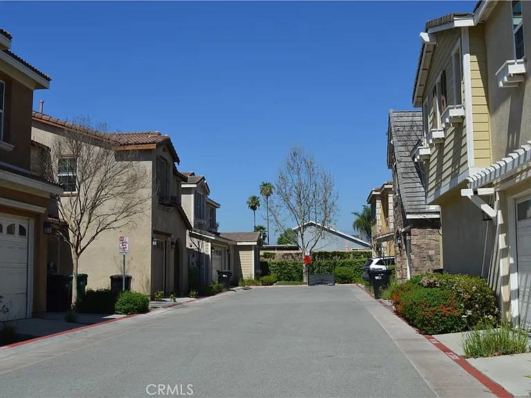 6550 Mogano Dr — Photo 13