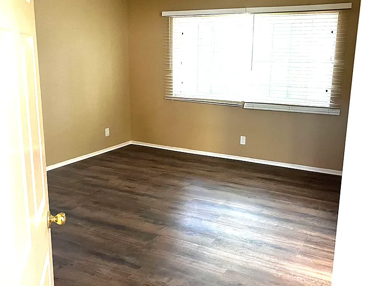 29581 Crown Crk — Photo 21