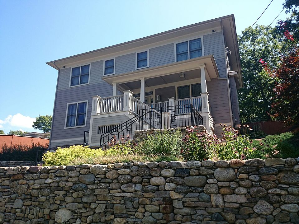 2nd image of 14 Risley Rd