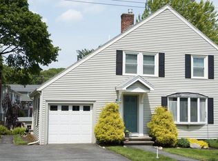 32 Sutcliffe Rd, Lynn, MA 01904