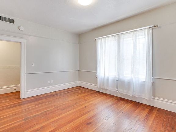 4th image of 10 Gough St