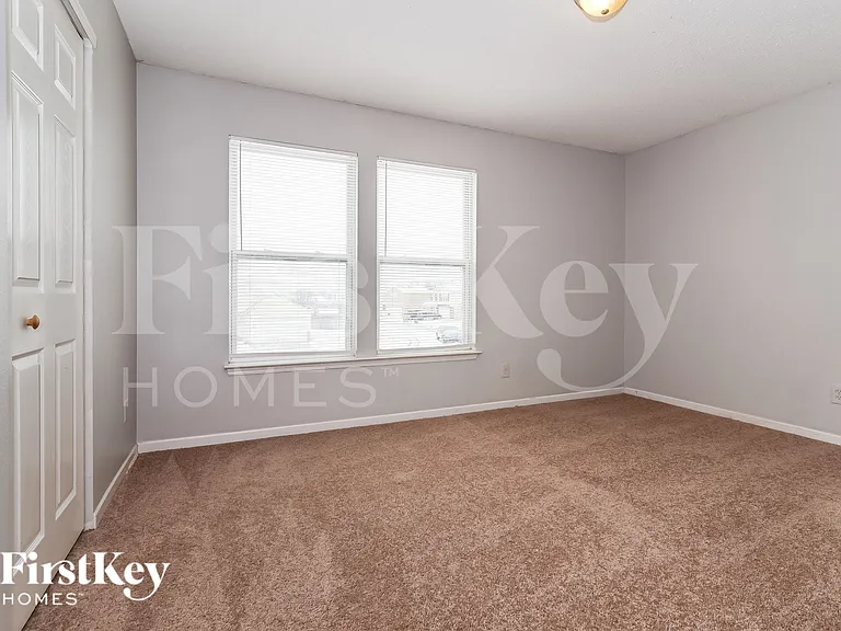 7915 Caraway Pl — Photo 12