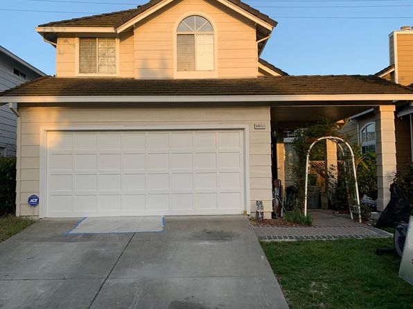34051 Webfoot Loop