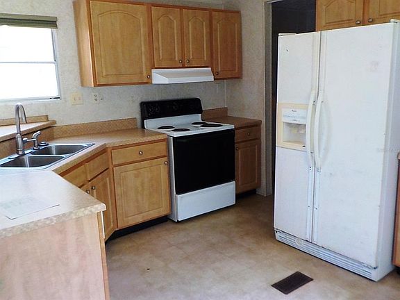 3rd image of 7398 SW Normac Dr
