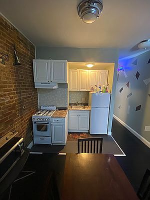 2nd image of 234 E 106th St #4B2