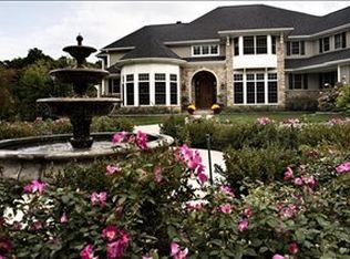 9400 Marshwood Dr, Richland, MI 49083