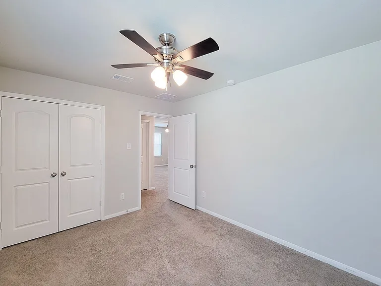10423 Astor Points Trl — Photo 33
