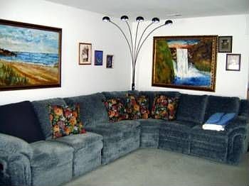 4th image of 960 Four Seasons Blvd