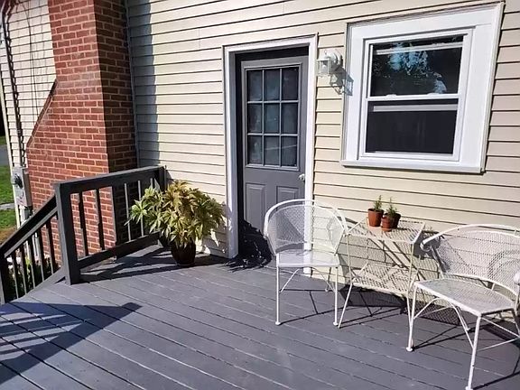 3rd image of 15 Boyden Dr