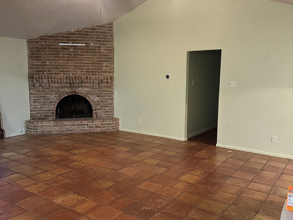 1st image of 5929 Grassmere Dr