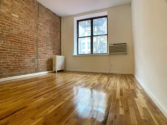 Rented by Corcoran | media 1