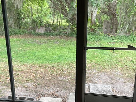 4th image of 4917 Melissa Ln