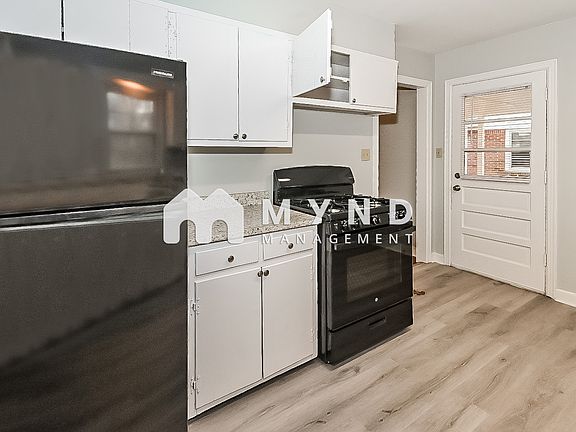 5th image of 4558 Leatherwood Ave