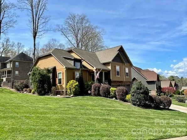 113 Maplewood Ct, Hudson, NC 28638