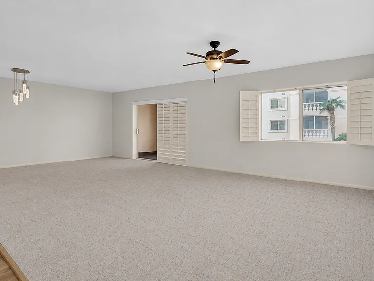 7860 E Camelback Rd #211 — Photo 4