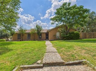 3704 Holly Dr, Bryan, TX 77802
