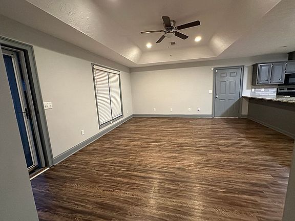 5th image of 52 Lee Road 540