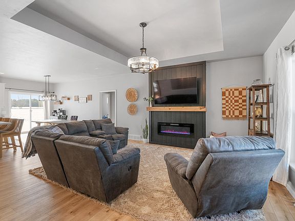 5th image of 2885 T Berg Cir