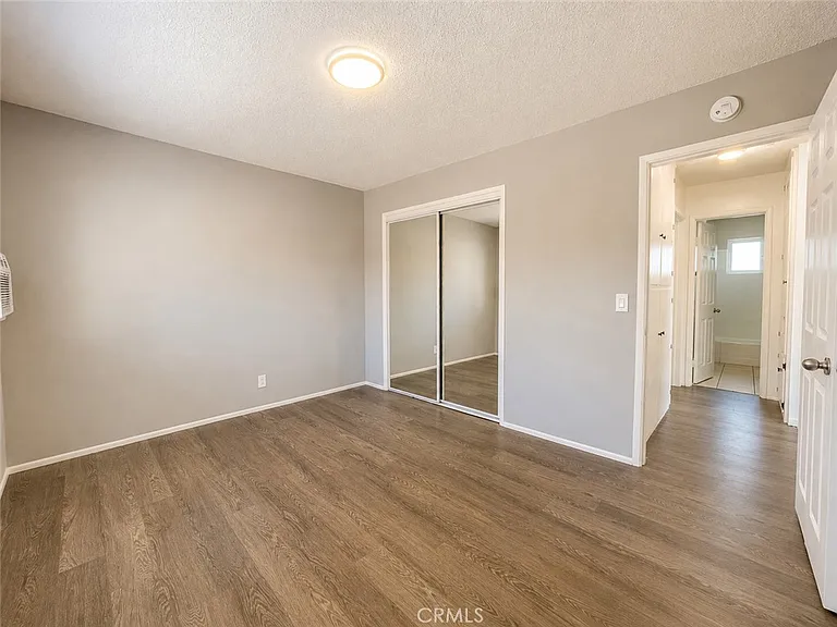 204 N Orange Ave — Photo 6