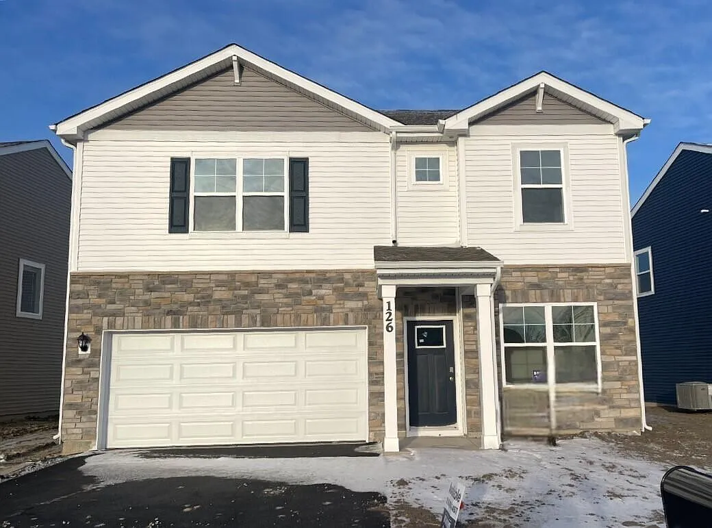 126 Cressmoor Blvd photo 1