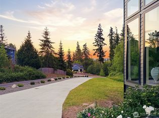 24068 Nookachamp Hills Dr, Mount Vernon, WA 98274