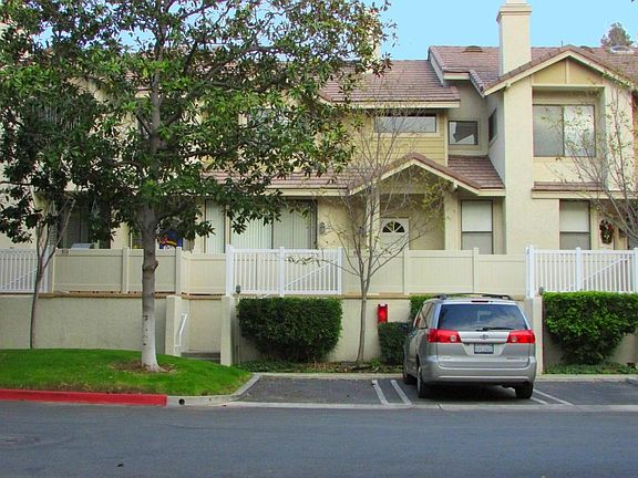 2nd image of 2621 Plaza Del Amo Unit 538