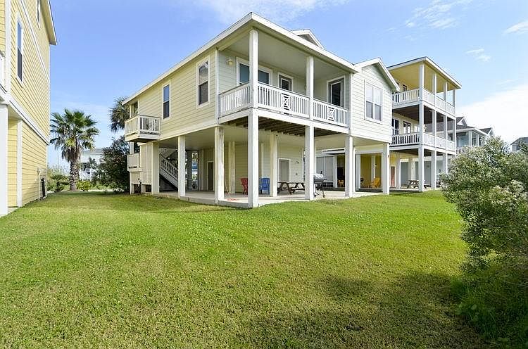 1st image of 4110 King Rail Cir