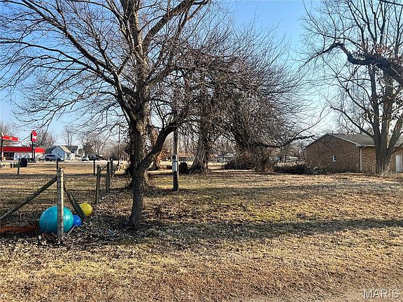 4th image of W Main St