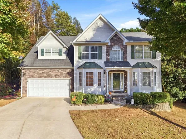 2020 Skylar Leigh Dr, Buford, GA 30518