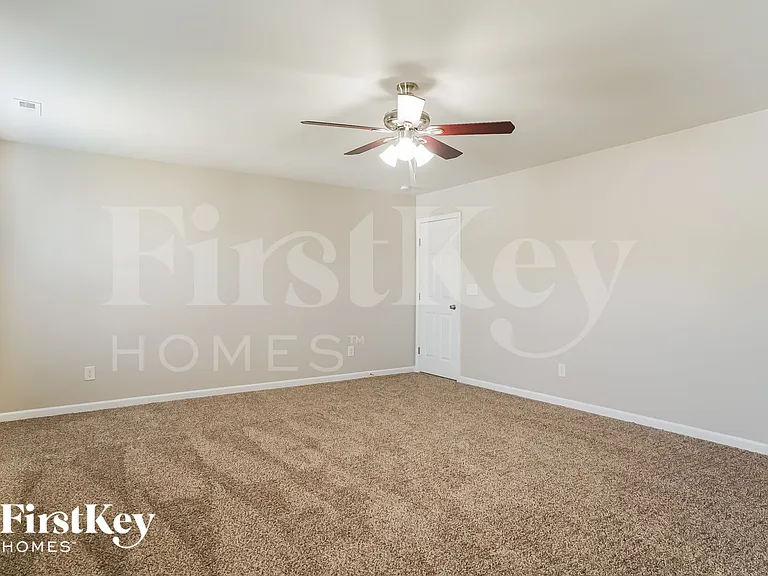6831 Horseback Ln — Photo 9