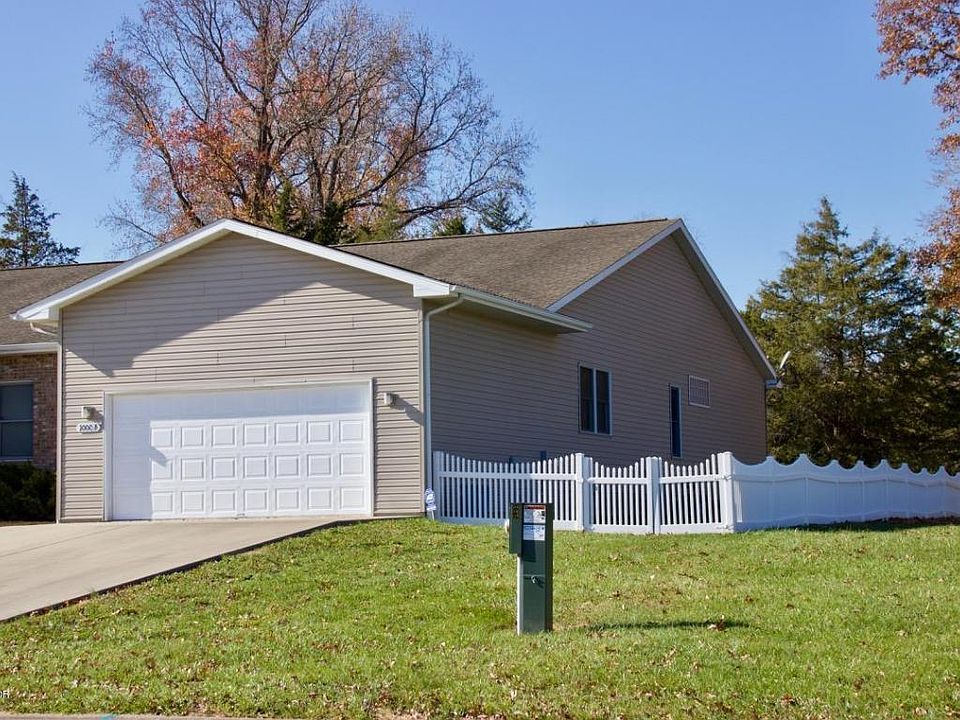 1st image of 1000 N Beadle Dr #B