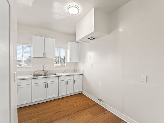 4th image of 1330 Pennsylvania Ave #5
